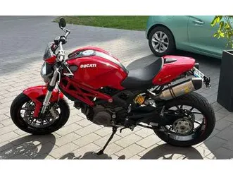 ducati monster 796