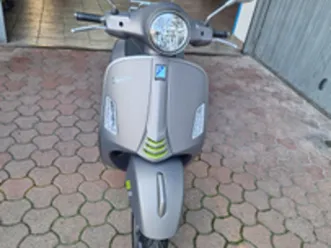 vespa 300 gts super tech