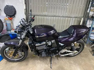 kawasaki zrx 1100