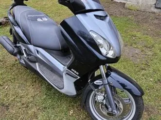 yamaha xmax 125 cc gucin