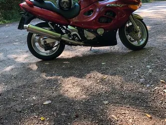 suzuki gsx 600 f