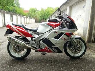 yamaha fzr 1000