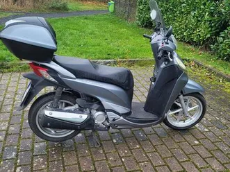 honda sh300i in top zustand