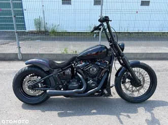 harley-davidson softail street bob