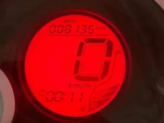 scooter yamaha rouge / blanc