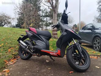 scooter aprilia sx50