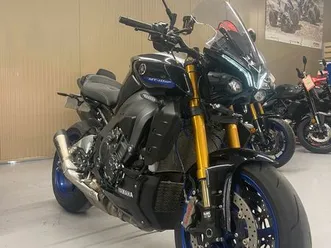 yamaha mt-10 sp très bien équipée