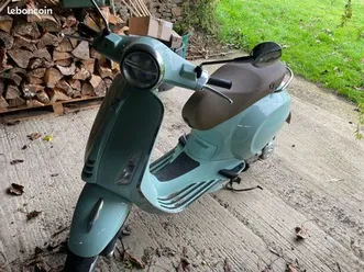 vespa primavera sprint 50 4t 3v