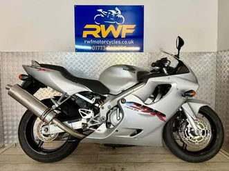 honda cbr 600 f, 2002, excellent original cond, only 9,269 miles with sh