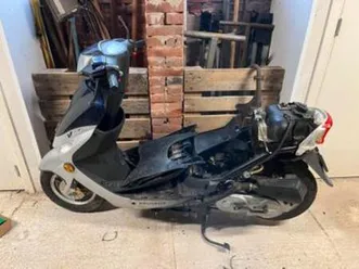 peugot scooter onderdelen 4t/2t — scooters | peugeot — marktplaats
