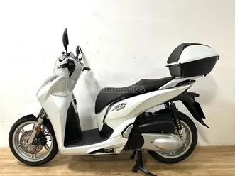 honda - scoopy sh300i