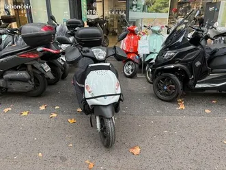 piaggio zip 50 4t