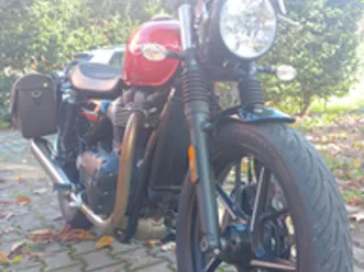 triumph street twin 900