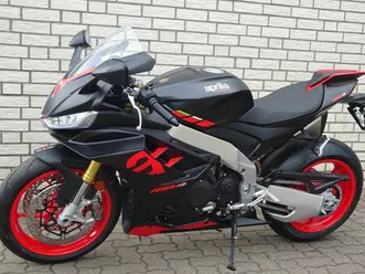 aprilia rsv4 1100