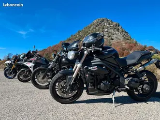 triumph speed triple 1050 abs