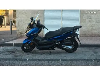 honda forza 125 super état