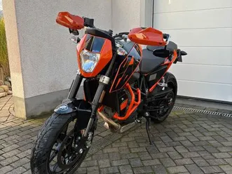ktm duke 690