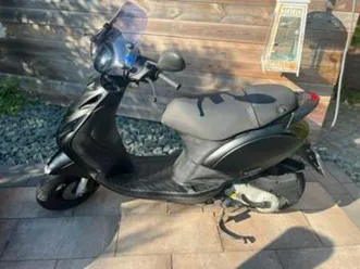 piaggio zip 4t 2017 — scooters | piaggio — marktplaats