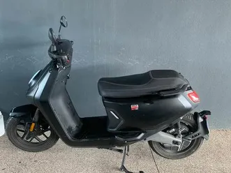 scooter electrique : niu mqi gt evo 2022