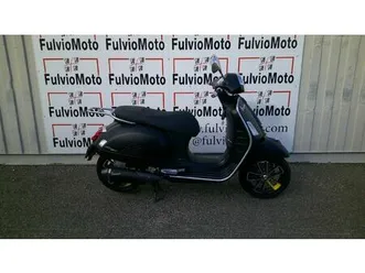 vespa gts 300 super 2021 300 cm3 | scooter | 1 900 km | noir | 13200 arles