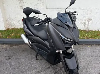 yamaha xmax 300 abs