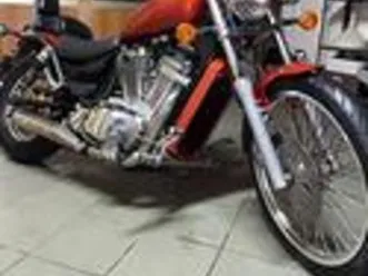 suzuki intruder 800