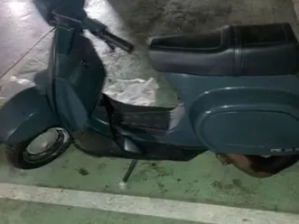 vend vespa ancien