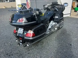 gold wing 1800