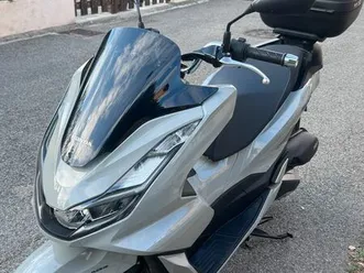 scooter pcx 125