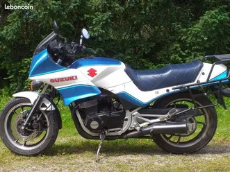 suzuki gsx es