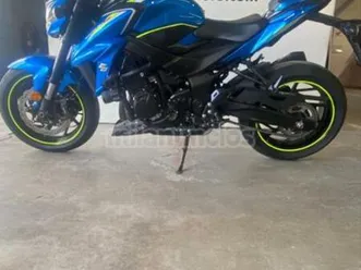 suzuki - gsx-s750