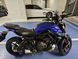 yamaha mt-07 quad lock mount blau