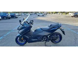 yamaha tmax 560 blu/azzurro