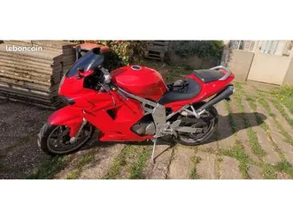 hyosung comet 650 gtr