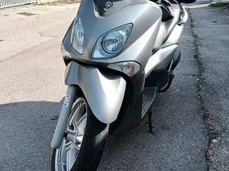 yamaha x-city 250 250 cm3, 2010 god.