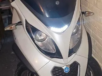 2-permis-de-conduire-piaggio-mp3-300-cc-lt-b