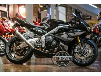 triumph daytona moto2 765 *moto 2, no 133 of just 765* 765 cc