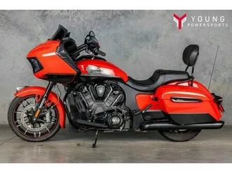 2022 indian challenger dark horse indy red/black metallic