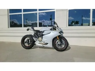 2013 ducati superbike 1199 panigale s