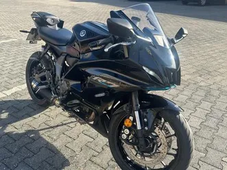 yamaha-yzf-r7