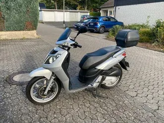 roller 125 ccm keeway outlook scooter tüv 10.2026