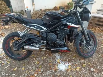 street triple rs 765