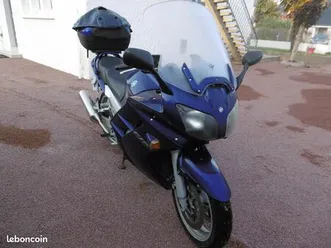 vends yamaha 1300 fjr avecses 3 sacoches