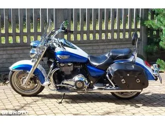 triumph thunderbird