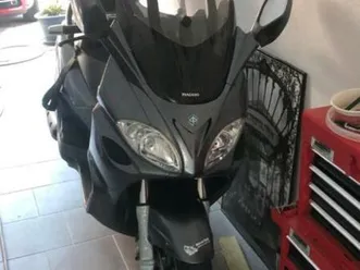 piaggio x9 500