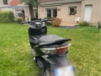 vend scooteur sym