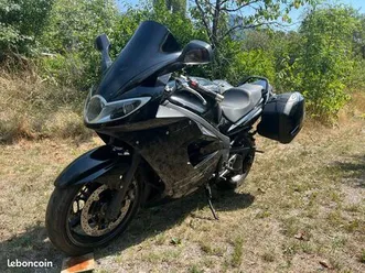 triumph sprint st 1050