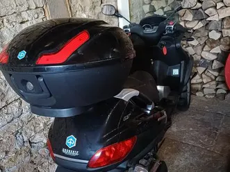 piaggio mp3 400 cc