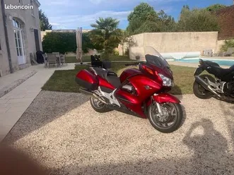 vends moto 1300 honda