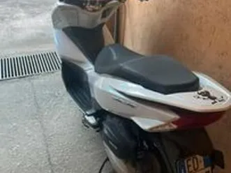 honda pcx 125